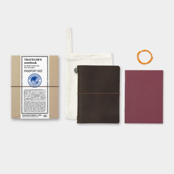 Traveler's Notebook Passport Size Brown - Image 2