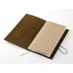 Traveler's Notebook Regular Size Olive - Image 4
