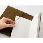 Traveler's Notebook Regular Size Olive - Image 9